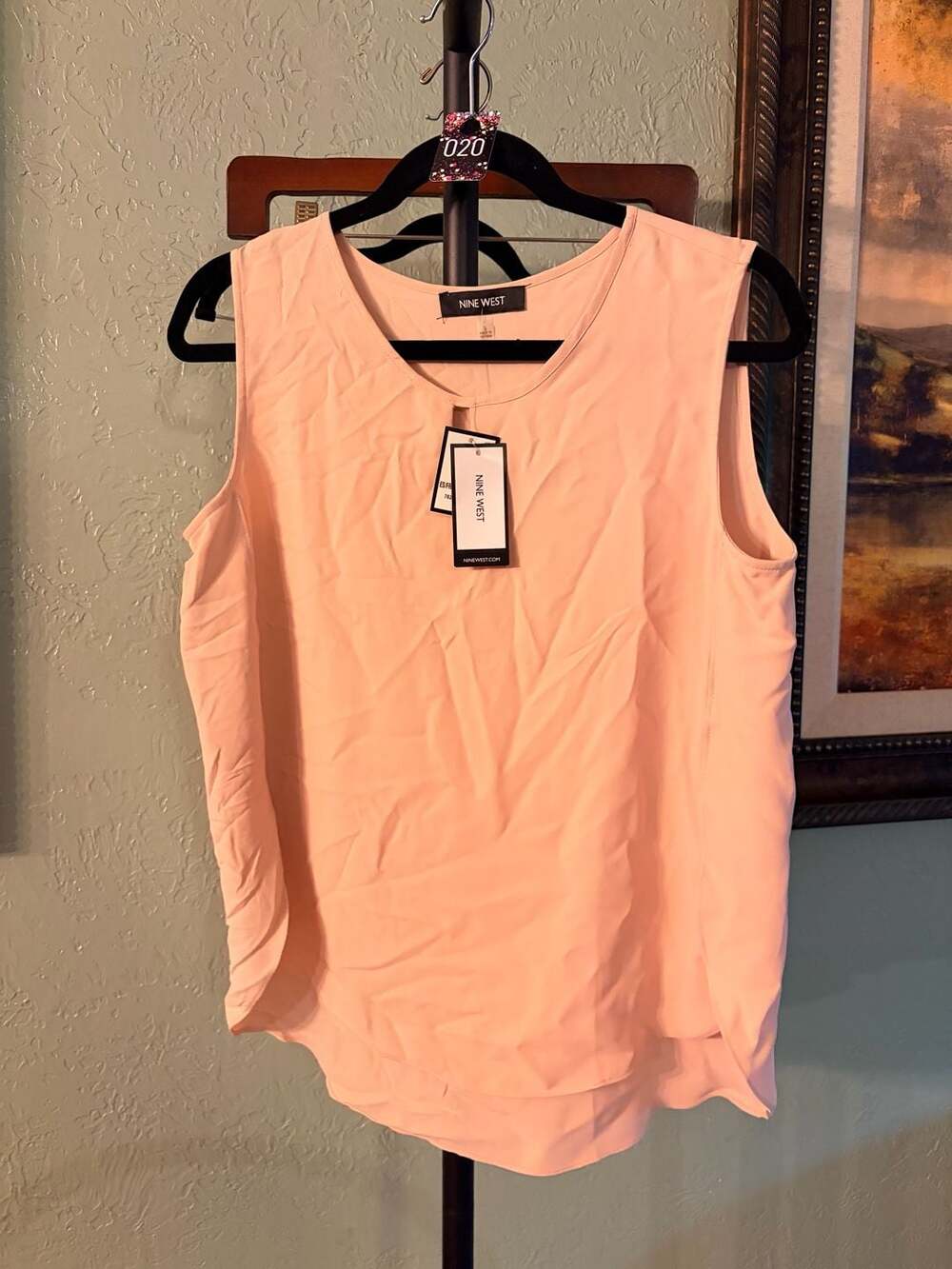 Nine West Peach Keyhole Neck Sleeveless Tank Top